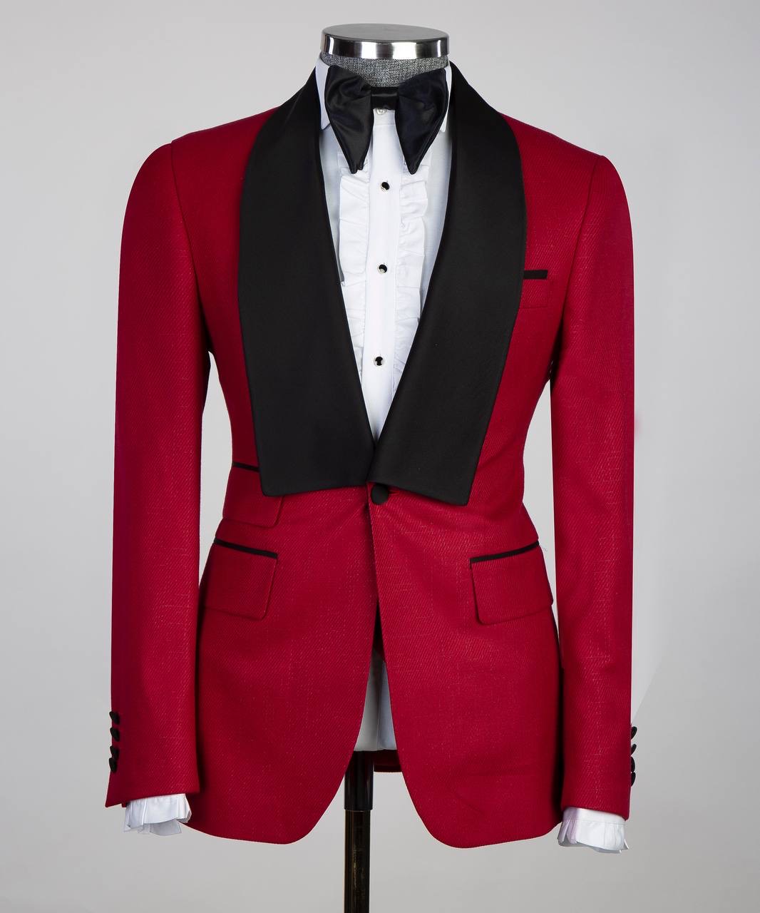 Crimson Prestige Red & Black Tuxedo with Satin Shawl Lapel – A Bold and Sophisticated Evening Look | Model DATMAX 777