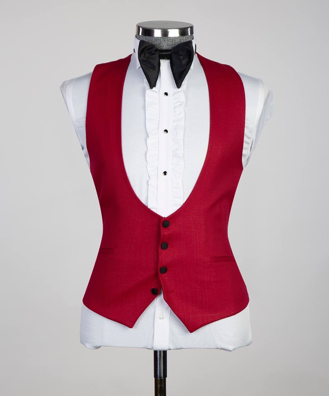 Crimson Prestige Red & Black Tuxedo with Satin Shawl Lapel – A Bold and Sophisticated Evening Look | Model DATMAX 777